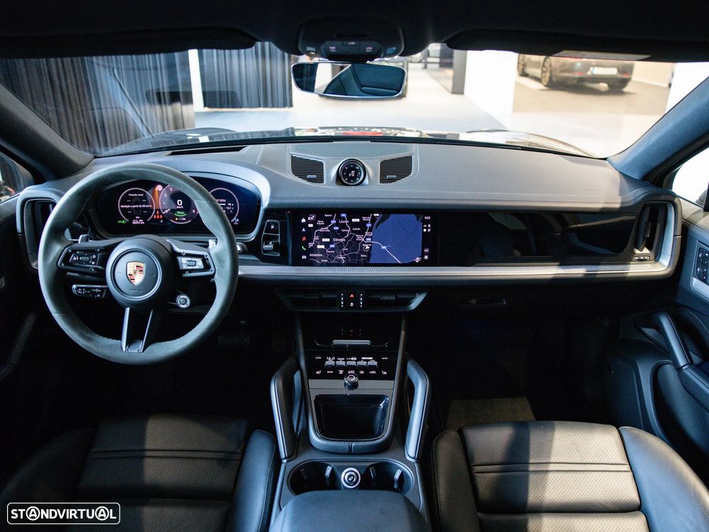 Porsche Cayenne Coupé E-Hybrid - 37