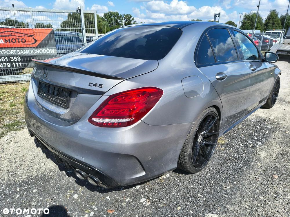 Mercedes-Benz Klasa C 450 AMG 4Matic 7G-TRONIC - 3