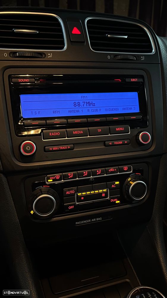 VW Golf 1.6 TDi Confortline - 16