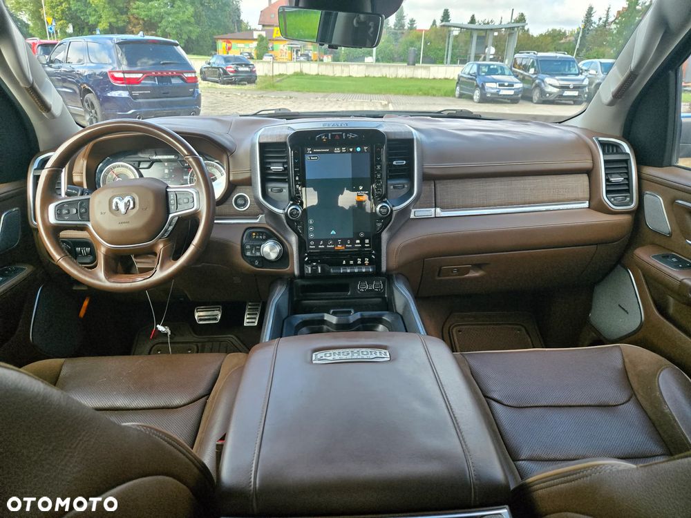 RAM 1500 Crew Cab Longhorn - 25