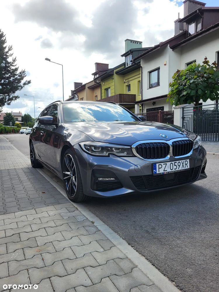 BMW Seria 3 320d M Sport - 1