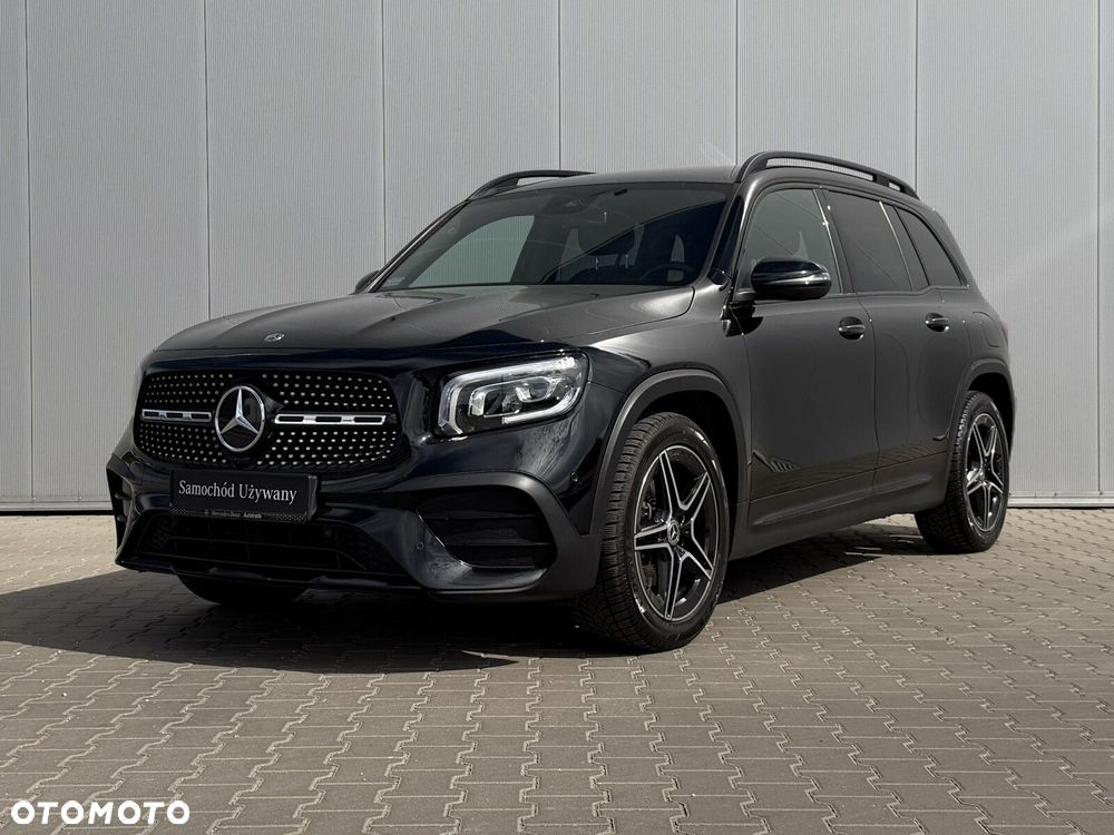 Mercedes-Benz GLB 200 4-Matic AMG Line 8G-DCT - 2