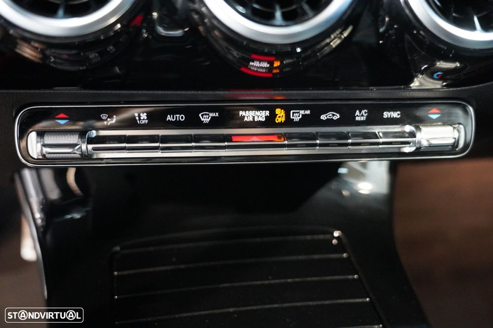 Mercedes-Benz A 180 d AMG Line Aut. - 23