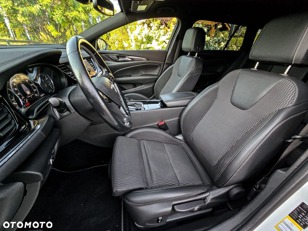 Opel Insignia - 28