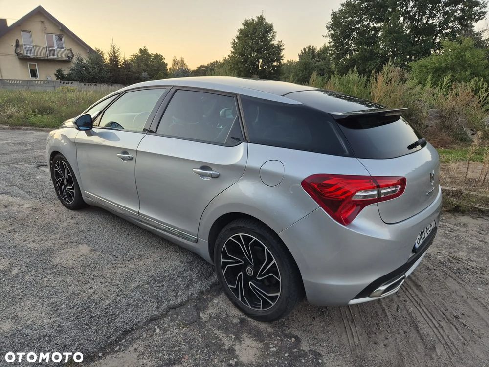 Citroën DS5 HDi 165 SoChic - 6