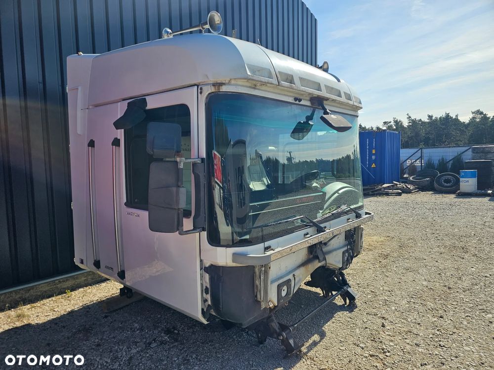 KABINA kompletna RENAULT MAGNUM DXI 480 LIFT VEGA AUTOMAT - 2