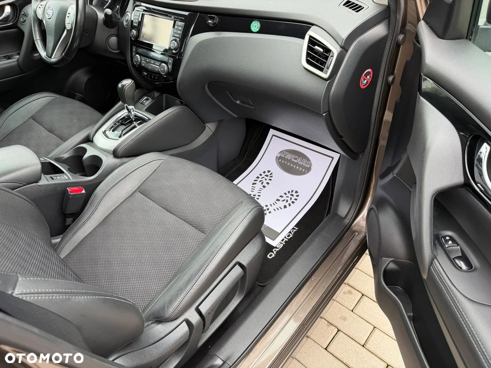 Nissan Qashqai 1.2 DIG-T Xtronic TEKNA+ - 25