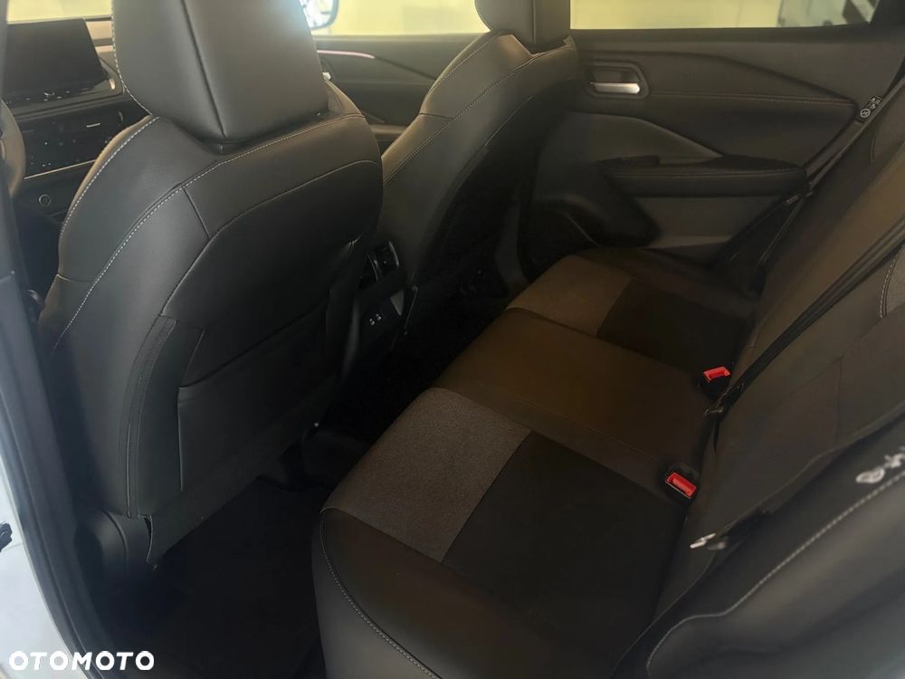 Nissan Qashqai 1.3 DIG-T MHEV N-Connecta Xtronic - 20