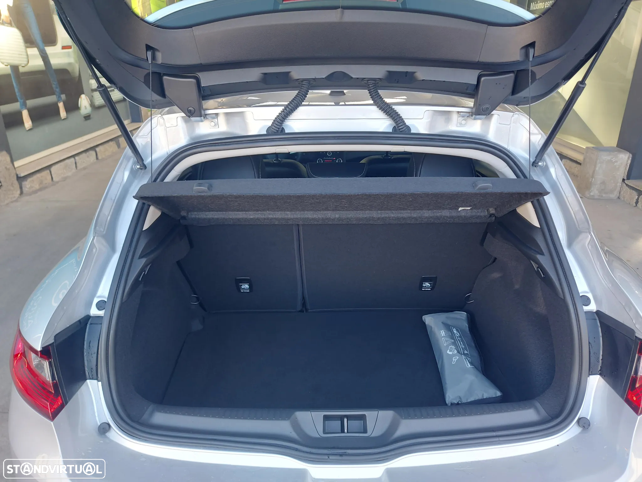 Renault Mégane 1.5 dCi Intens - 11