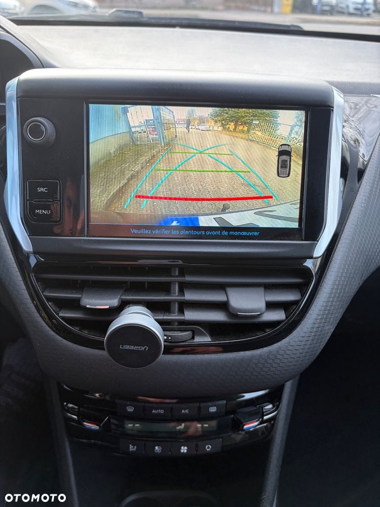 Peugeot 2008 PureTech 82 Style - 15