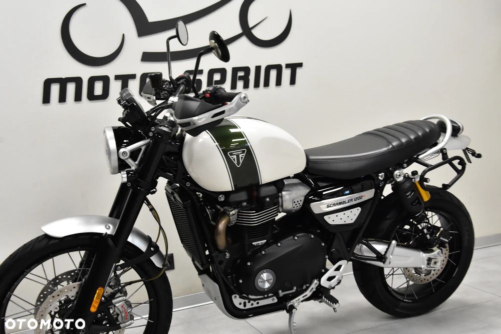 Triumph Scrambler - 13