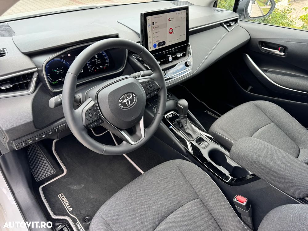 Toyota Corolla 1.8 HSD Business - 11