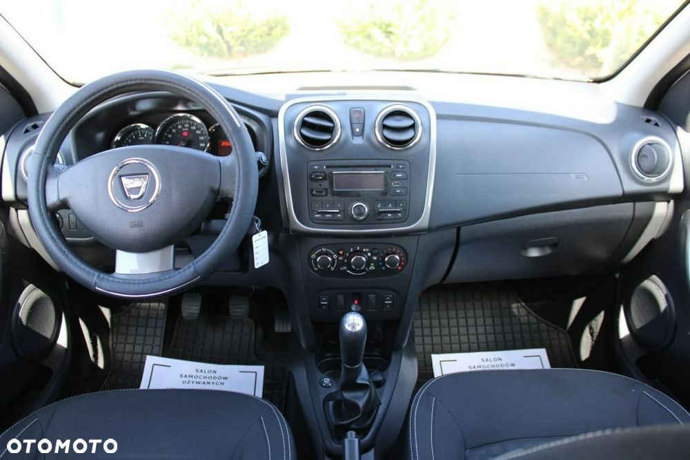Dacia Sandero 1.2 16V 75 Ambiance - 23
