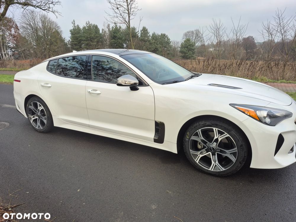 Kia Stinger 2.0 T-GDI GT Line - 1