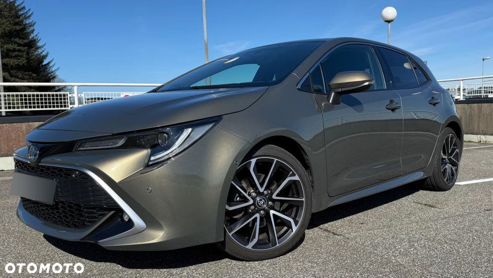 Toyota Corolla 2.0 Hybrid Executive - 1