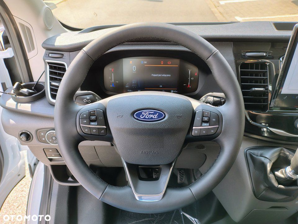 Ford Transit - 12