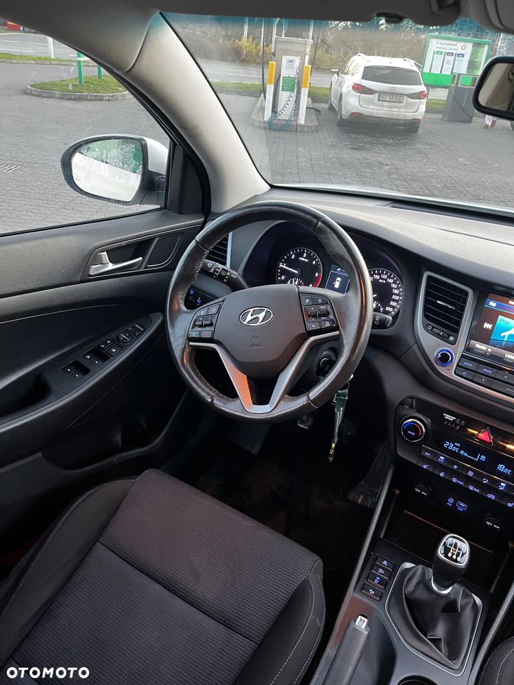 Hyundai Tucson 2.0 CRDI BlueDrive Comfort 2WD - 15