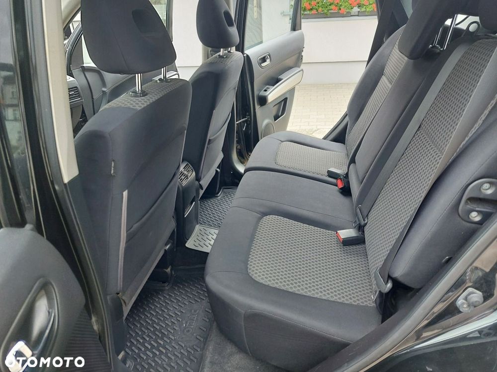 Nissan X-Trail - 11