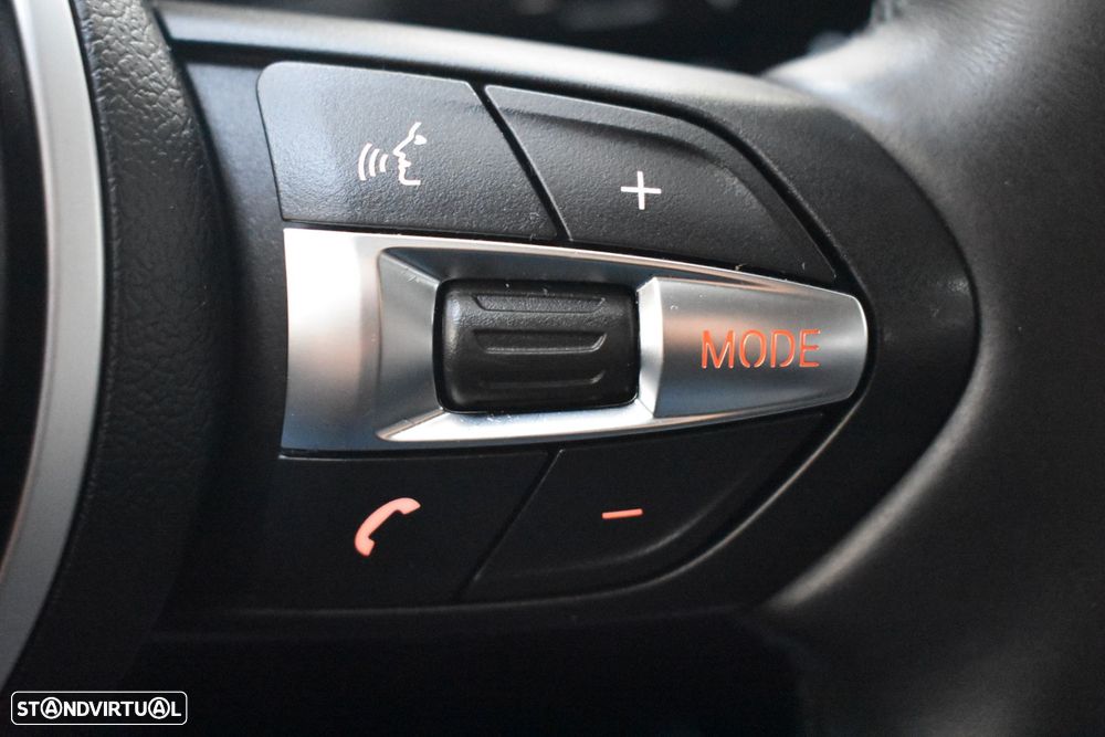 BMW 116 d Advantage Auto - 42