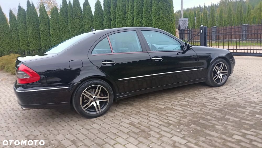 Mercedes-Benz Klasa E 320 CDI 7G-TRONIC Avantgarde BusinessEDITION - 12