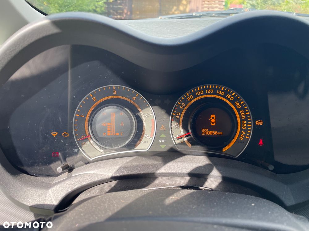 Toyota Auris 1.4 D-4D Terra - 3