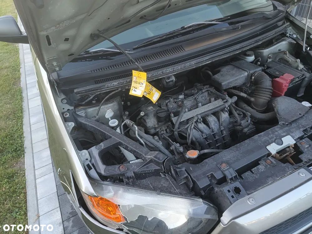 Mitsubishi Colt - 13