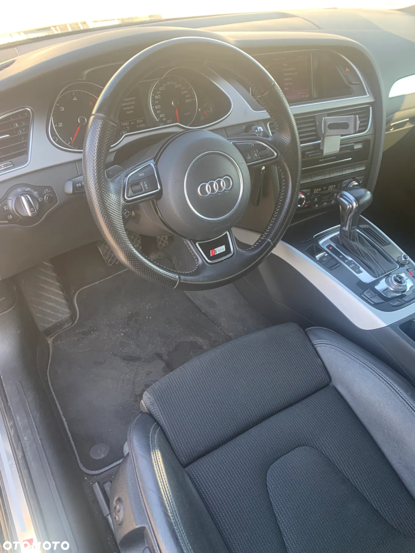 Audi A4 Avant 2.0 TDI DPF quattro S tronic S line Sportpaket - 5