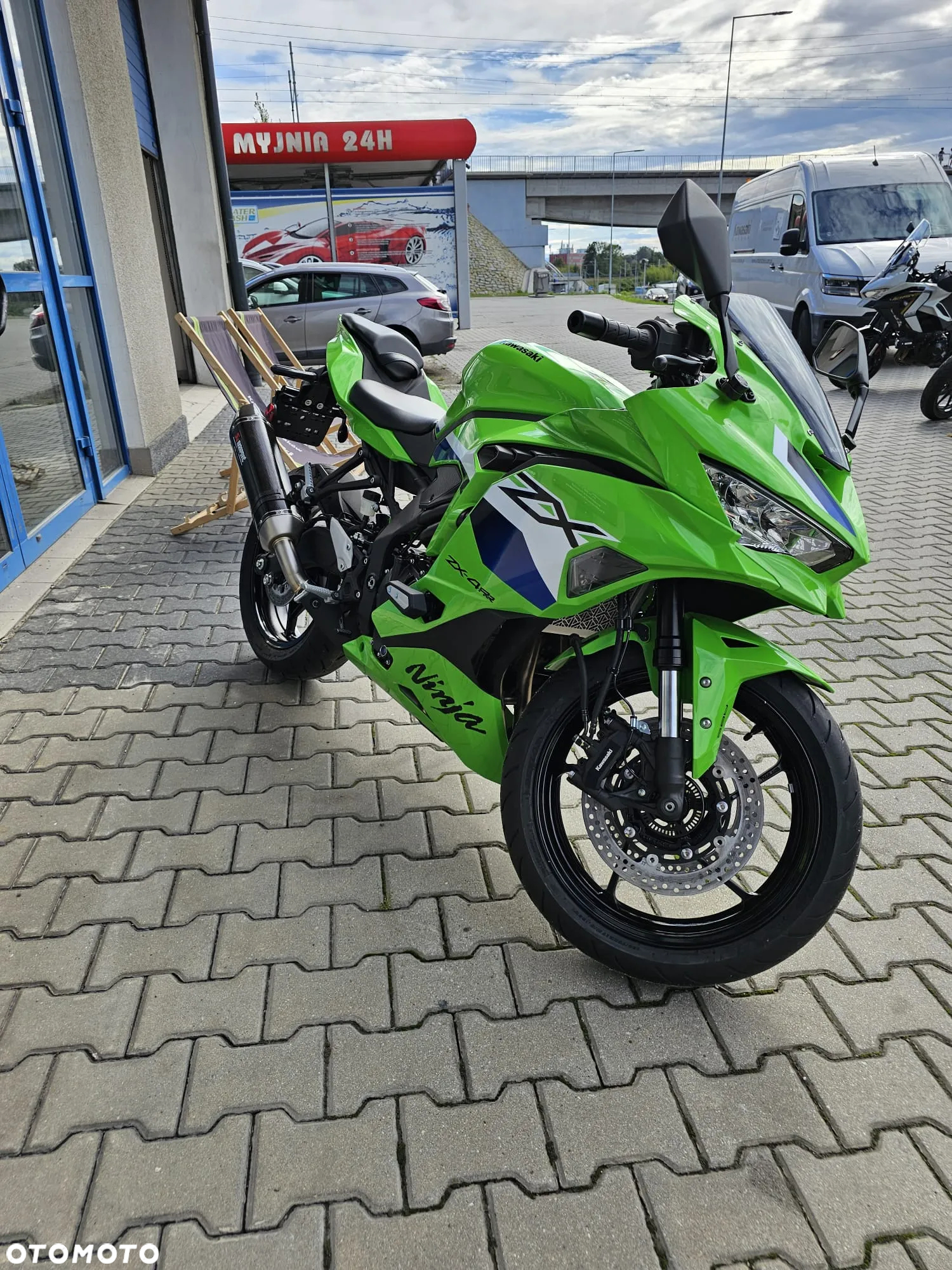 Kawasaki ZX - 4