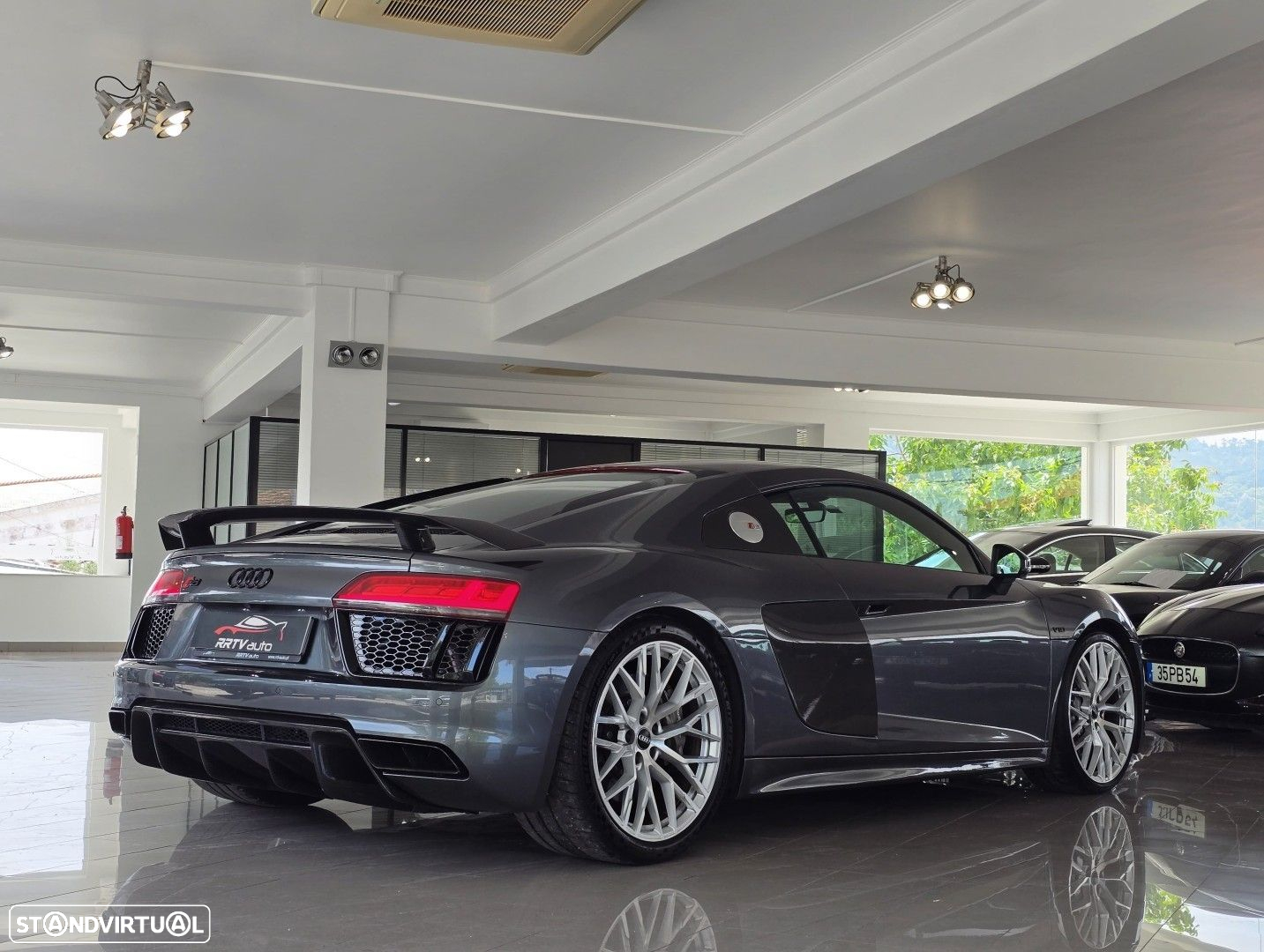 Audi R8 Coupé V10 plus 5.2 FSI quattro S tronic - 4