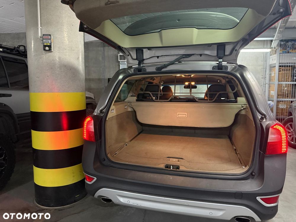 Volvo XC 70 D5 AWD Summum - 5