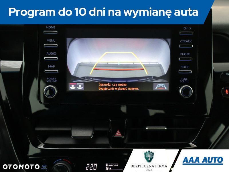 Toyota Camry - 20