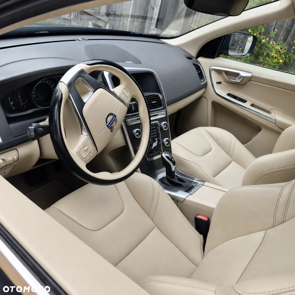 Volvo XC 60 D4 Drive-E Momentum - 15
