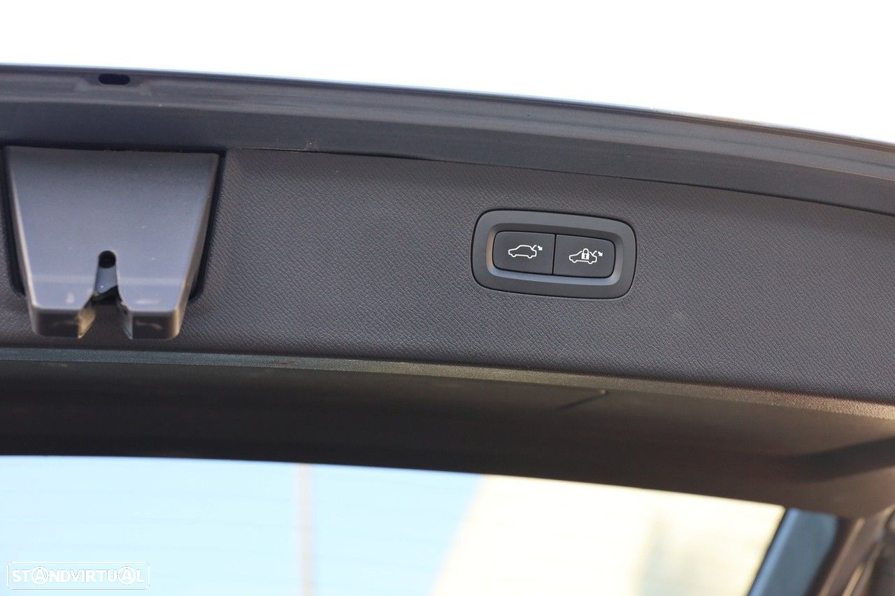 Volvo XC 90 2.0 D4 Inscription - 4