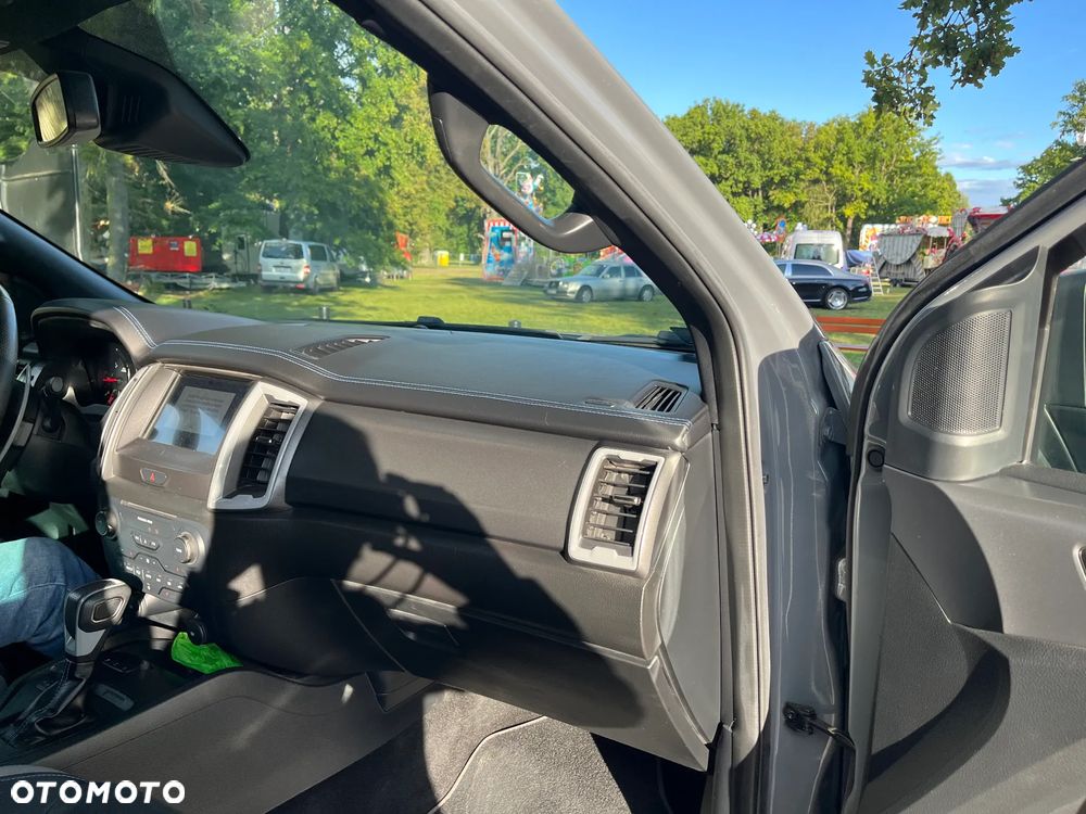Ford Ranger Raptor - 10