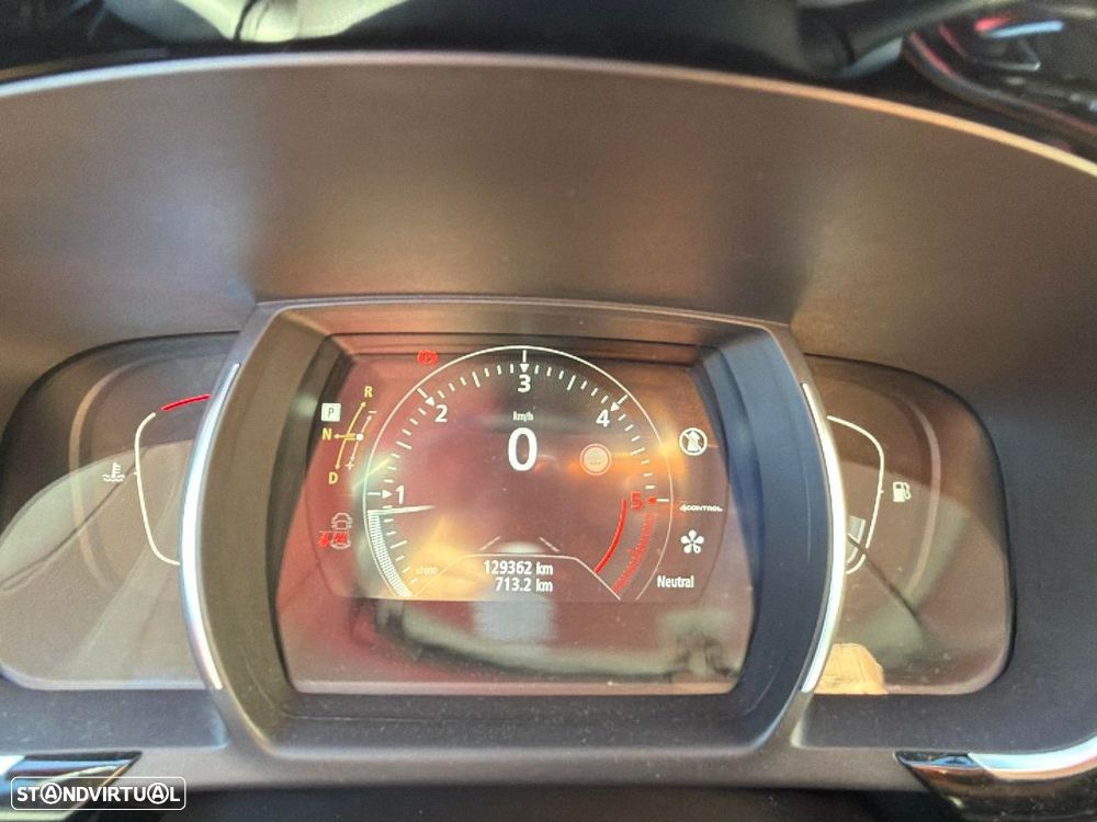 Renault Espace 1.6 dCi Initiale Paris EDC - 11