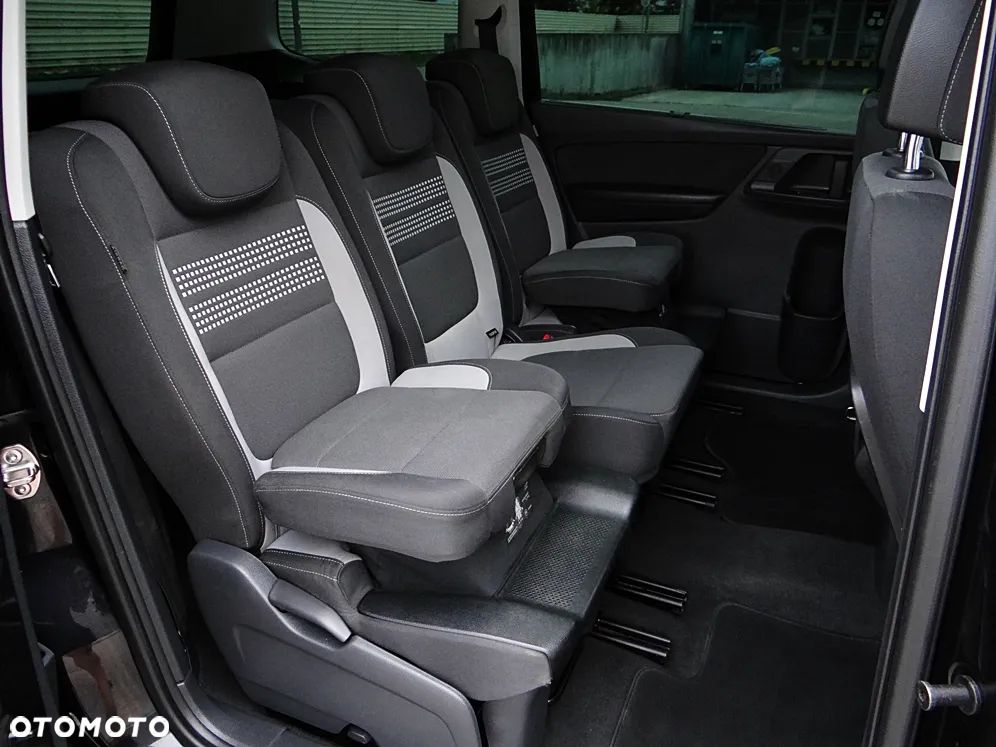 Volkswagen Sharan 2.0 TDI DSG Highline - 38