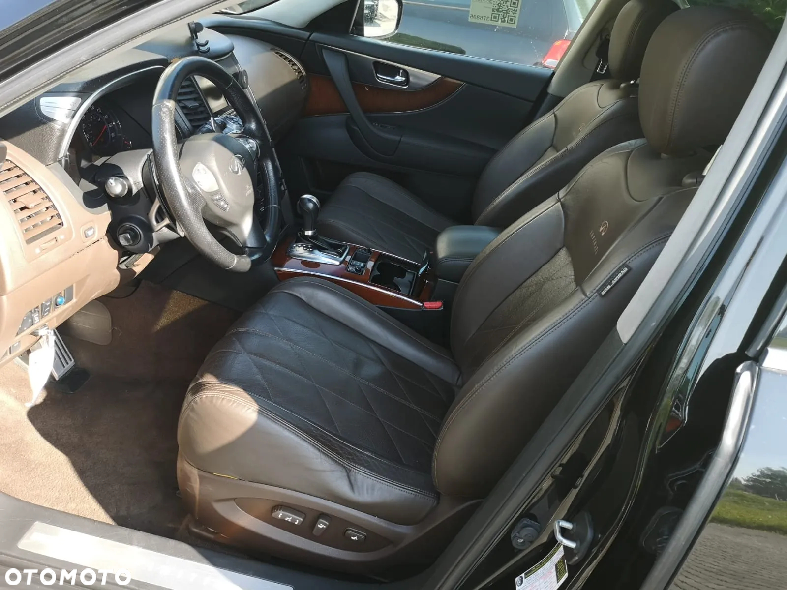Infiniti FX FX35 - 28