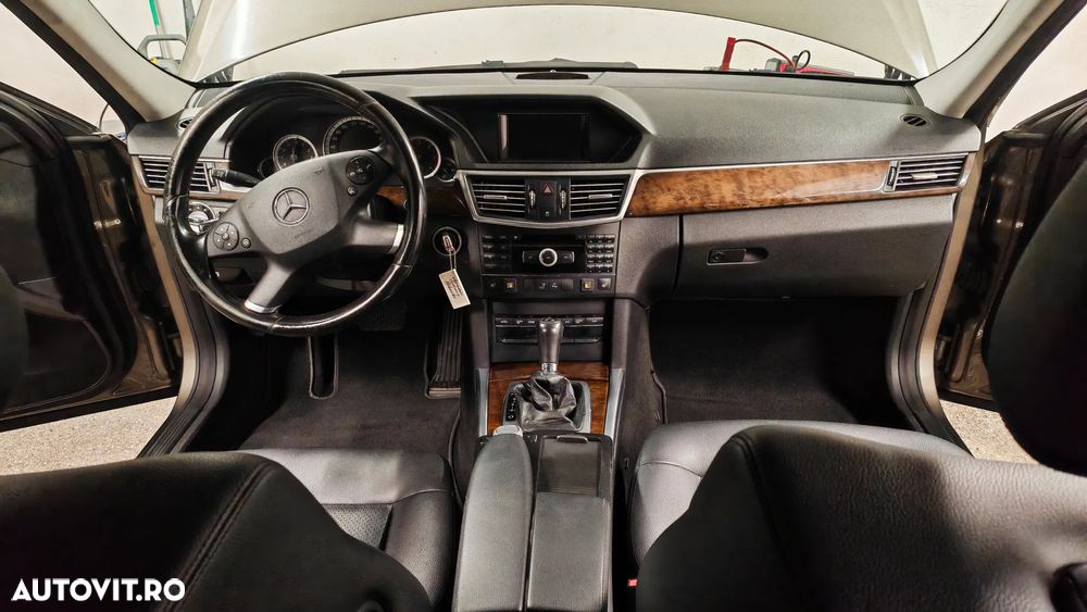 Mercedes-Benz E 200 T CDI DPF BlueEFFICIENCY Automatik - 6