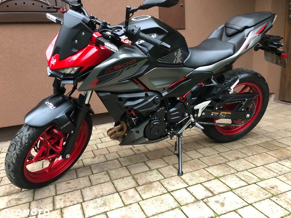 Kawasaki Z - 4