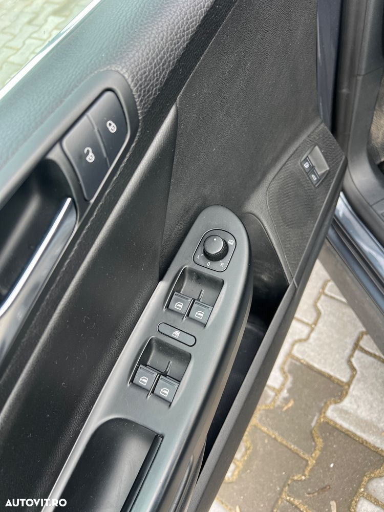 Volkswagen Passat - 10