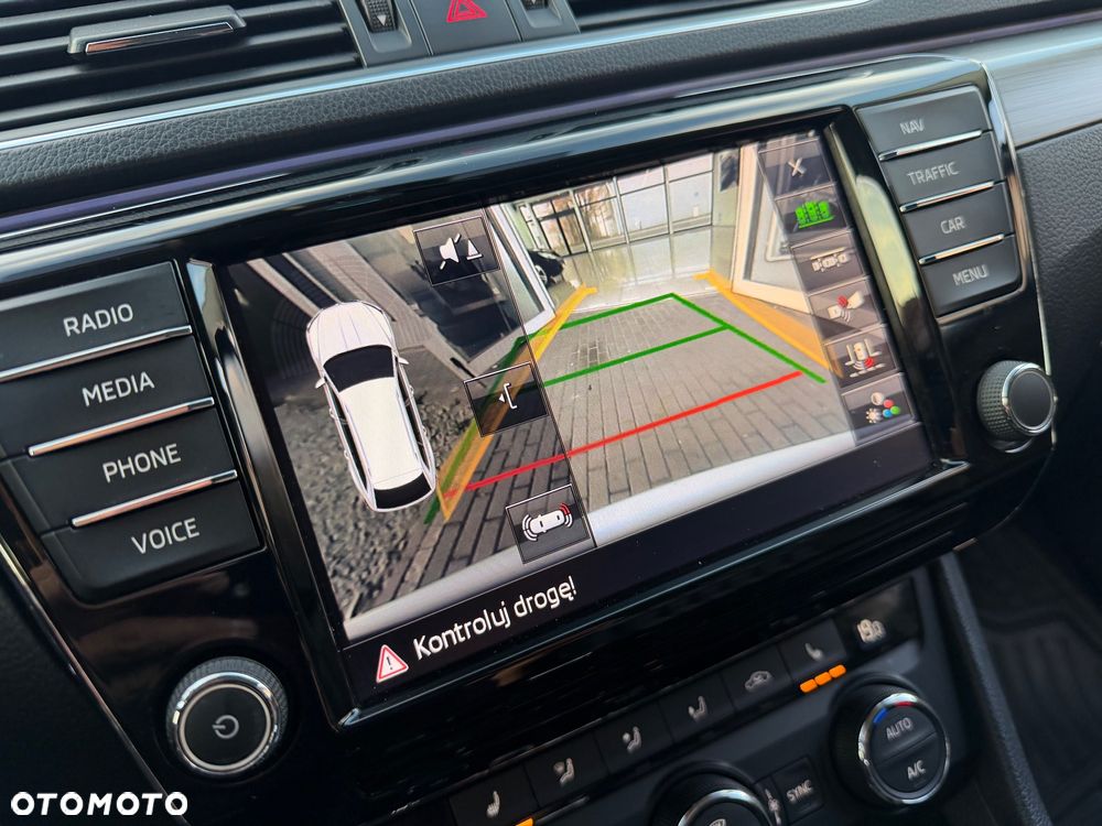 Skoda Superb 1.6 TDI DSG Active - 9