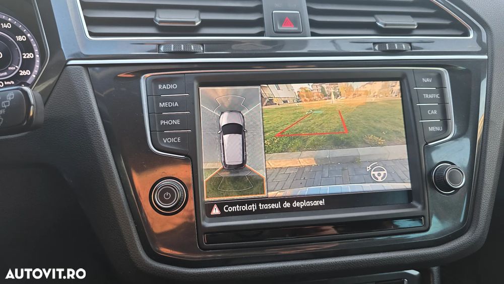 Volkswagen Tiguan 2.0 TDI SCR 4MOTION DSG Highline - 24