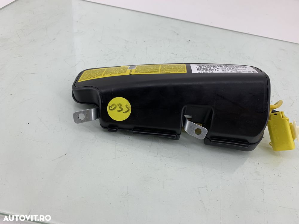 Dezmembrez Airbag bancheta dreapta spate de pe VW GOLF 5 2004-2008 - 2