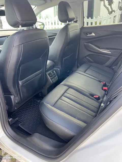 Opel Grandland X 1.2 T Ultimate AT - 13