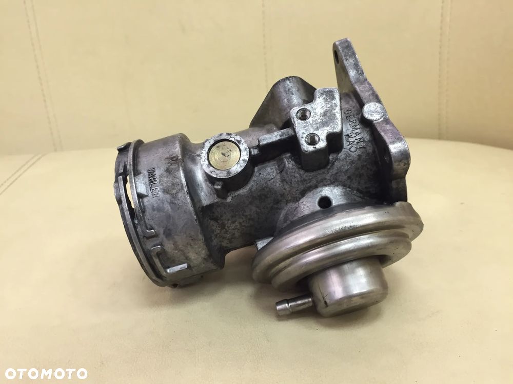 ZAWÓR EGR VW PASSAT B5 FL AUDI A4 B6 A6 C5 1.9TDI  038131501J 038129637A - 7