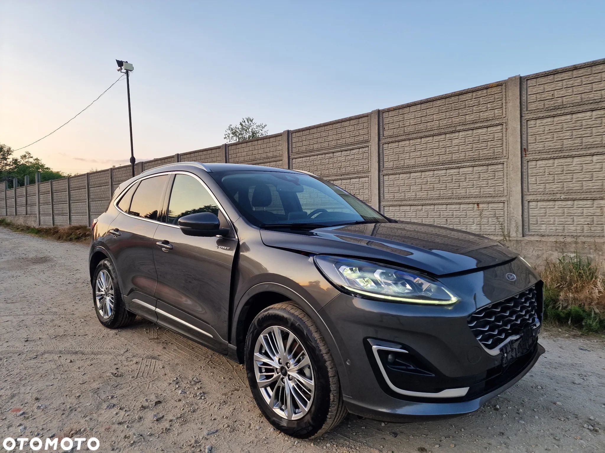 Ford Kuga 2.5 Duratec PHEV VIGNALE - 1