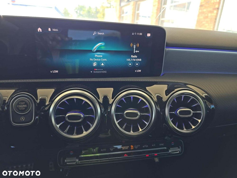 Mercedes-Benz Klasa A 220 4Matic 7G-DCT AMG Line - 6