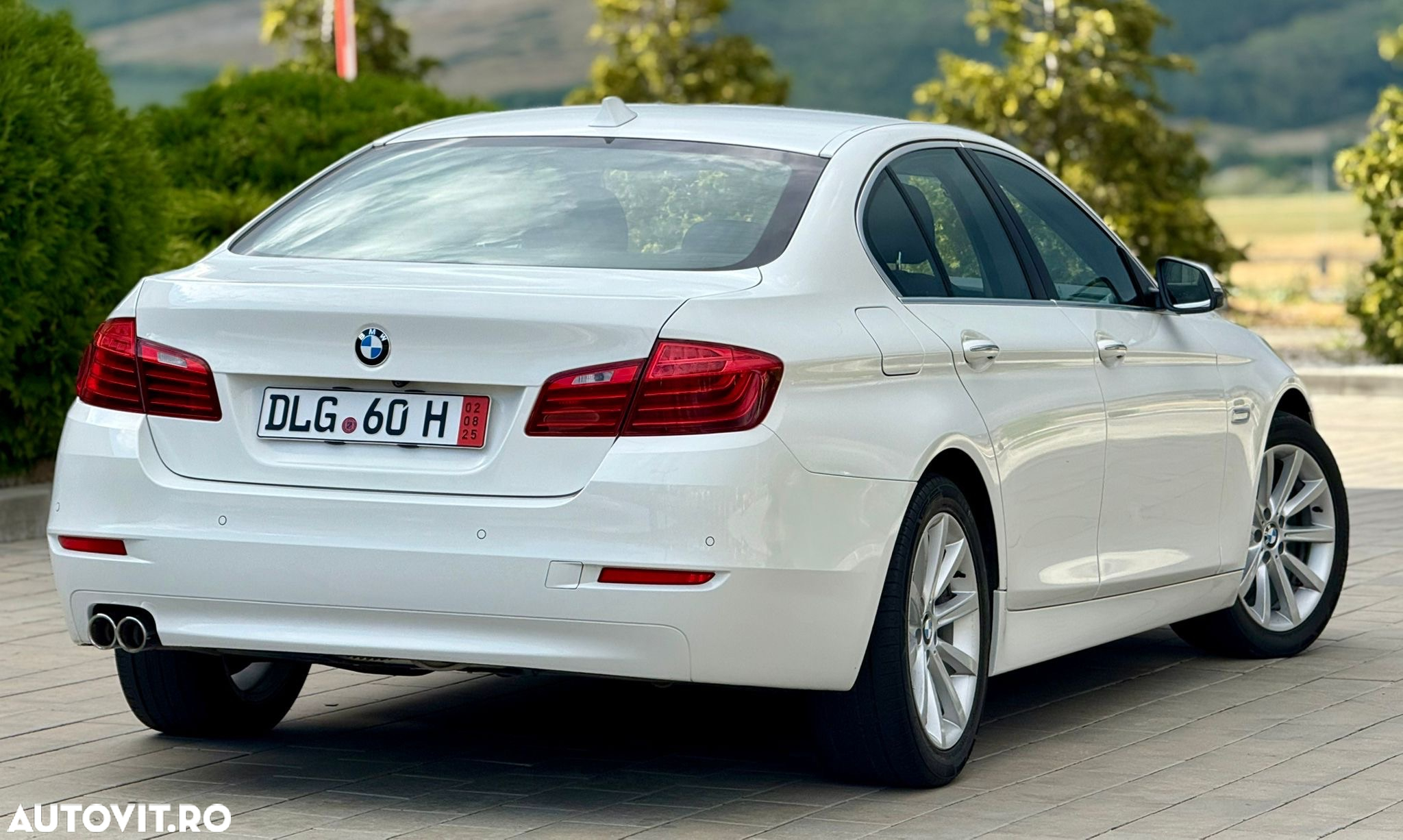 BMW Seria 5 520d - 3