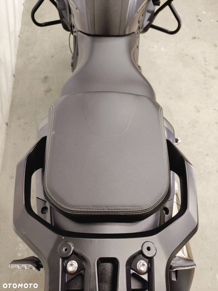 Benelli TRK 502 - 11