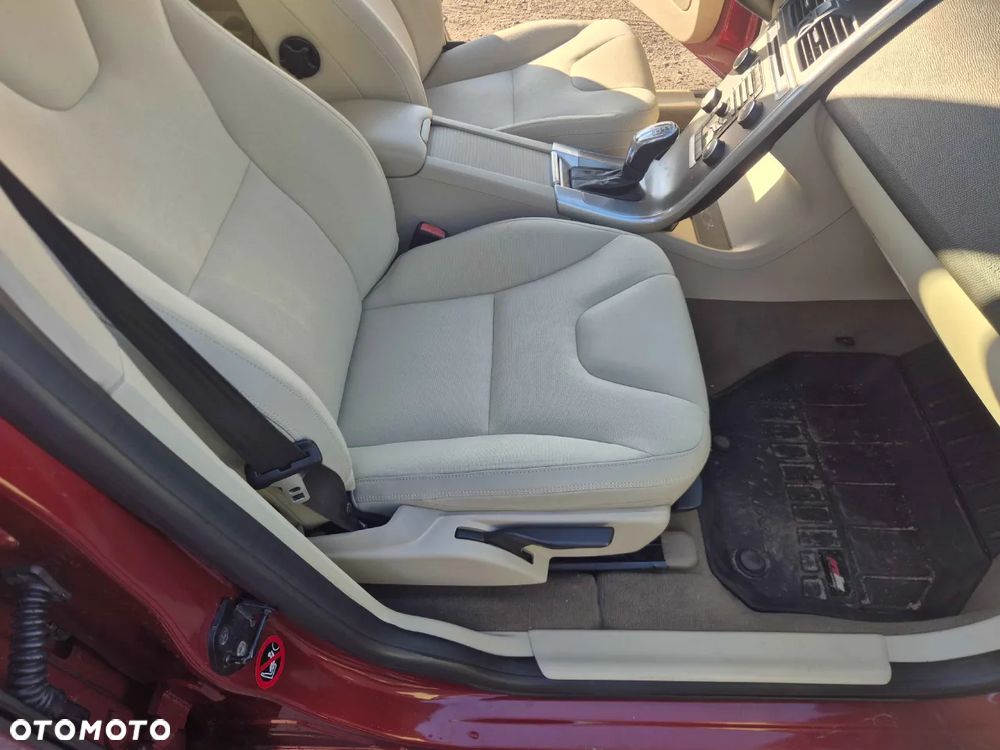Volvo XC 60 - 10